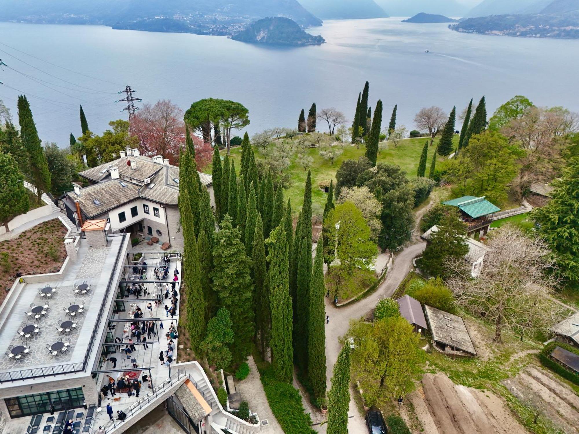Castello Di Vezio In The Village Varenna Bagian luar foto